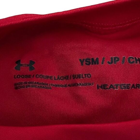 EUC! Red Under Armour HeatGear Short Sleeve Tee - Size Y Small - Picture 5 of 5
